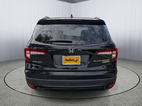 Certified 2022 Honda Pilot Black Edition image 4