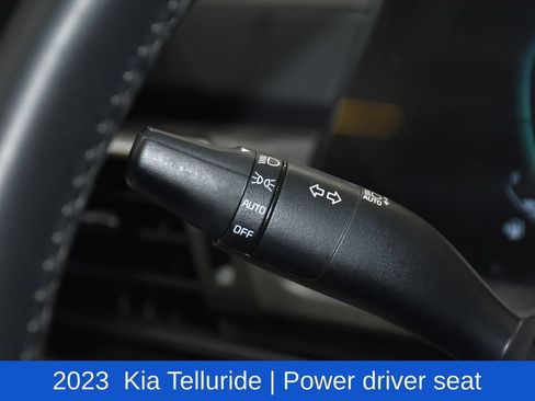Used 2023 Kia Telluride EX w/ EX Captain's Chair Package FWD image 11