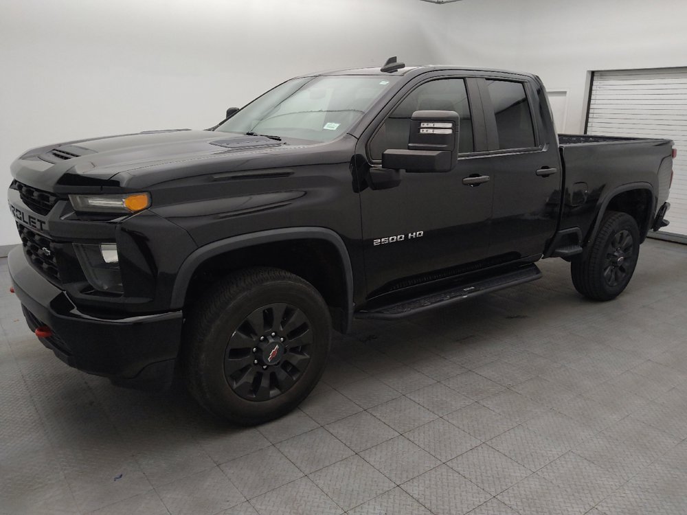 Used 2022 Chevrolet Silverado 2500 Custom w/ Custom Value Package RWD image 2