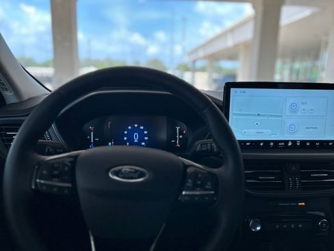 New 2025 Ford Escape Active w/ Tech Pack #1 image 21