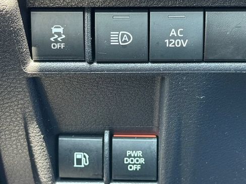 Certified 2025 Toyota Sienna XSE w/ XSE Premium Package AWD/4WD image 45