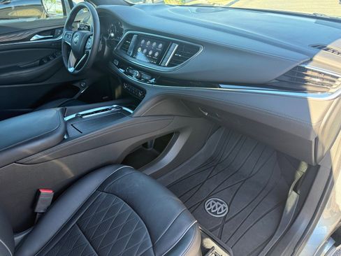 Used 2024 Buick Enclave Avenir w/ Avenir Technology Package image 30