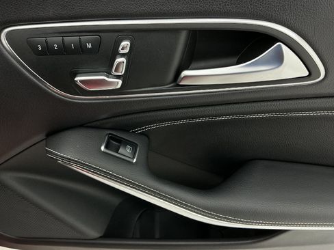 Used 2019 Mercedes-Benz CLA 250 image 39