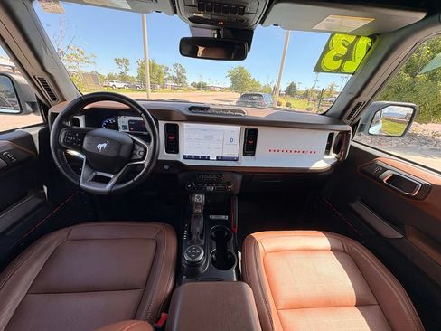 Used 2023 Ford Bronco Heritage Edition AWD/4WD image 13