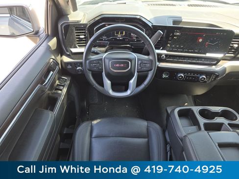 Used 2024 GMC Sierra 1500 SLT image 26