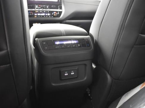 New 2026 Nissan Pathfinder SL AWD/4WD image 31
