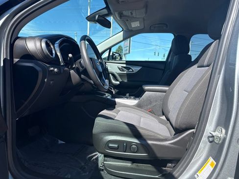 Used 2026 Chevrolet Blazer LT w/ Convenience Package AWD/4WD image 23
