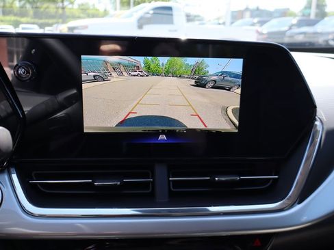 New 2026 Chevrolet Trax LT w/ Driver Confidence Package FWD image 19