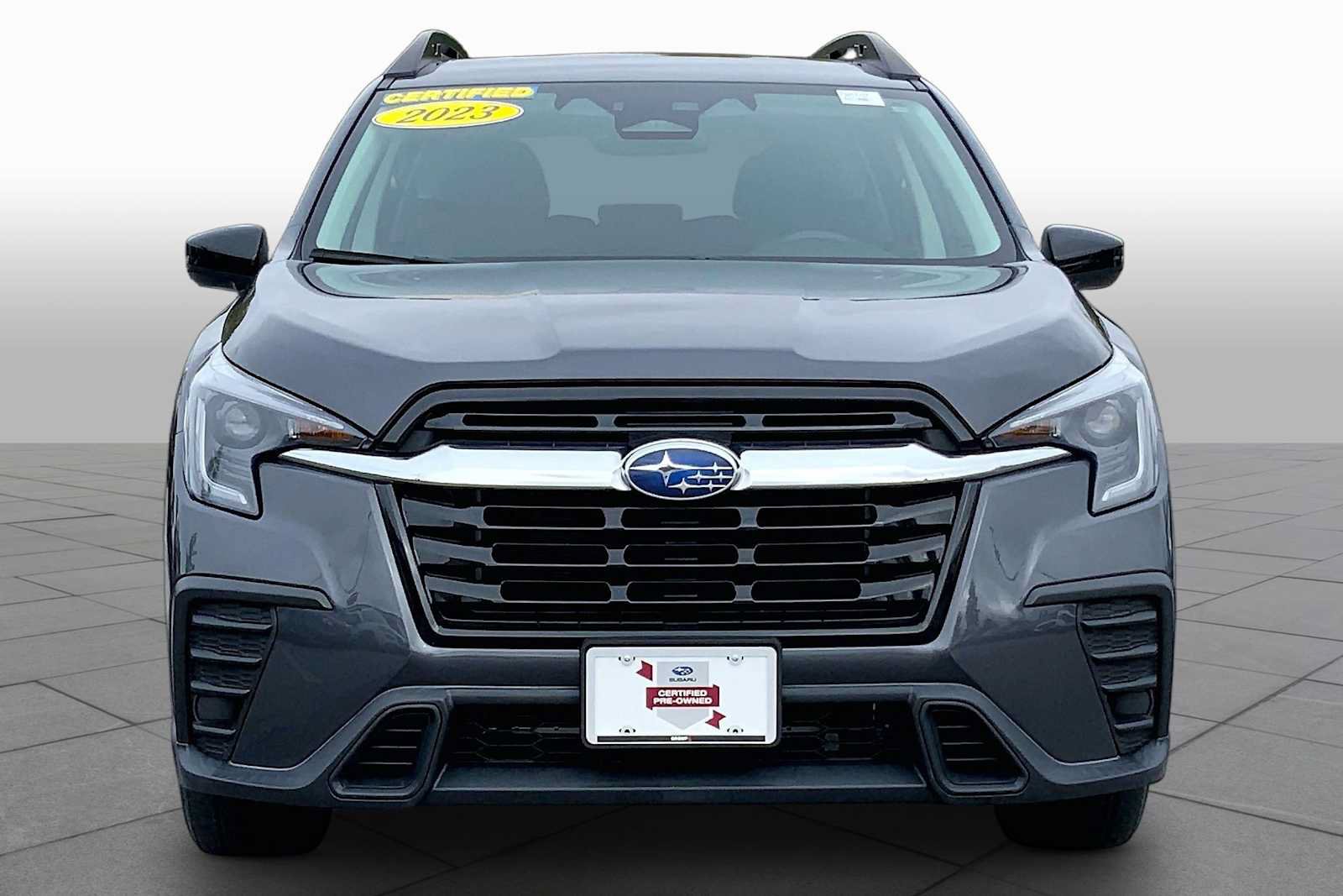 Used 2023 Subaru Ascent 8-Passenger AWD/4WD image 4