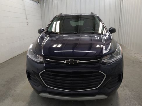 Used 2022 Chevrolet Trax LT w/ LT Convenience Package AWD/4WD image 15