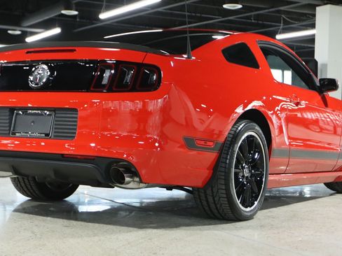 Used 2013 Ford Mustang Boss 302 w/ Boss 302 Accessory Pkg image 17