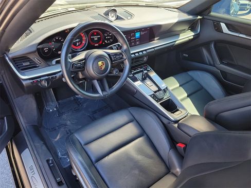 Certified 2021 Porsche 911 Carrera image 5