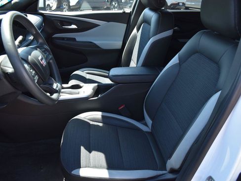 Used 2024 Buick Envista Preferred FWD image 21