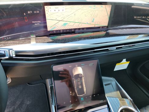 New 2025 Cadillac Escalade IQ Sport 1 image 26