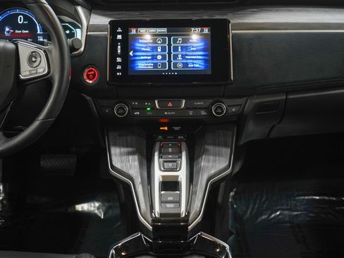 Used 2018 Honda Clarity Touring image 16