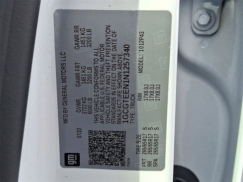 Used 2022 Chevrolet Colorado ZR2 w/ ZR2 Dusk Special Edition image 18