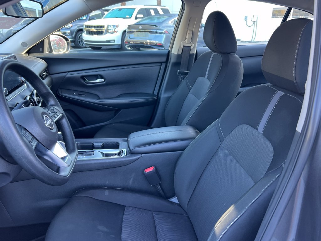 Certified 2025 Nissan Sentra SV FWD image 10