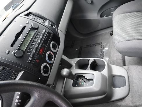 Used 2006 Toyota Tacoma 2WD Regular Cab image 11