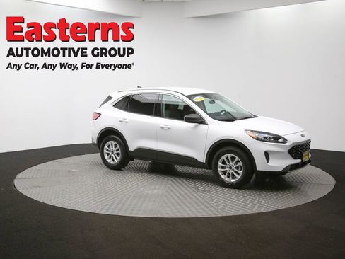 Used 2022 Ford Escape SE w/ Cold Weather Package image 47