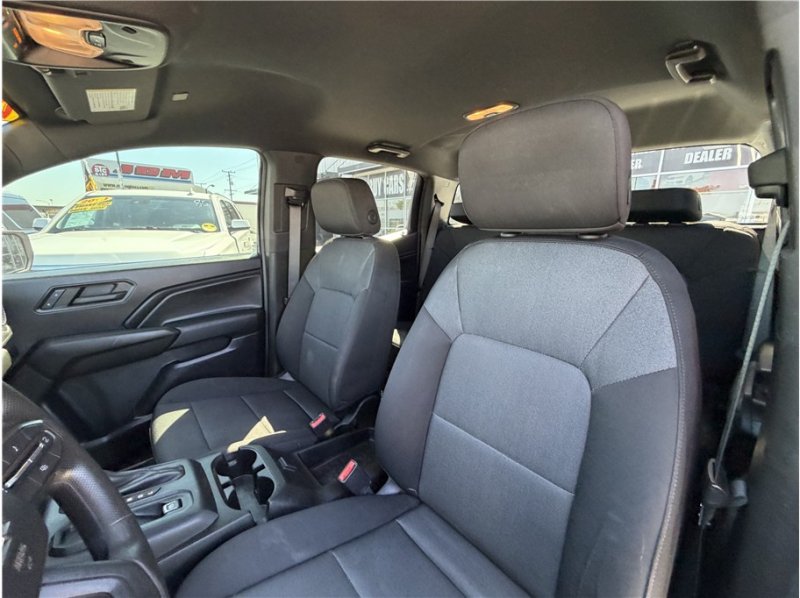 Used 2023 Chevrolet Colorado W/T RWD image 20