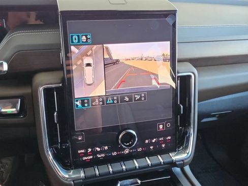 New 2026 GMC Yukon XL Denali Ultimate AWD/4WD image 15