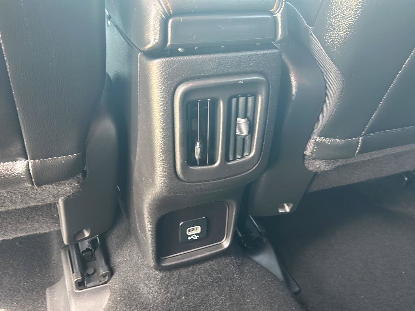 Used 2020 Jeep Compass Latitude FWD image 23