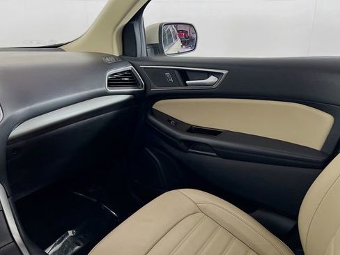 Used 2017 Ford Edge SEL w/ Equipment Group 201A image 20