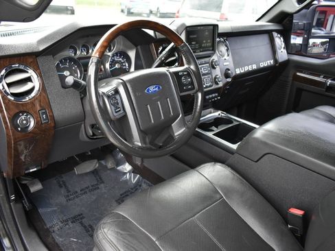 Used 2015 Ford F250 Platinum w/ FX4 Off-Road Package AWD/4WD image 10