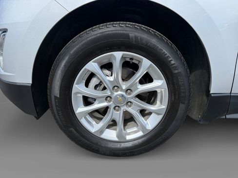 Used 2020 Chevrolet Equinox LT FWD image 9