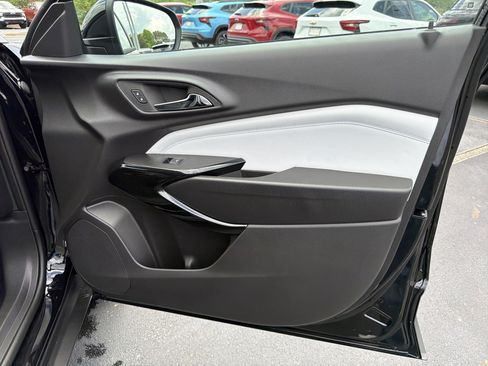 New 2026 Chevrolet Trax LT FWD image 14