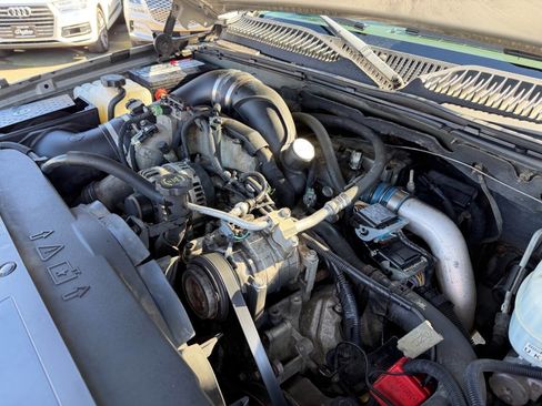 Used 2006 Chevrolet Silverado 2500 LS image 16