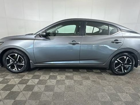 Used 2024 Nissan Sentra SV w/ All-Weather Package FWD image 5