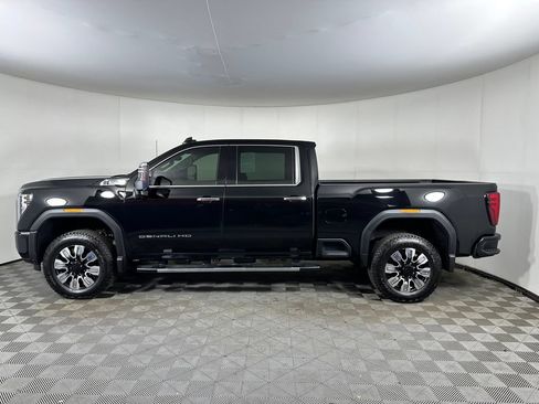 Used 2026 GMC Sierra 2500 Denali w/ Max Trailering Package AWD/4WD image 2