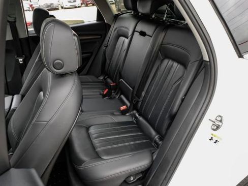 Used 2022 Audi Q5 2.0T Premium image 43