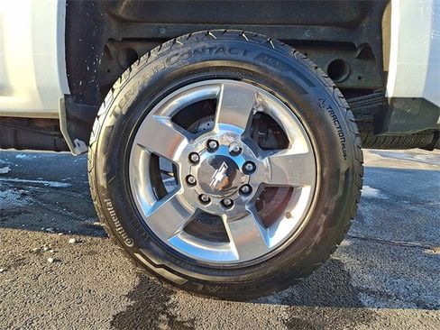 Used 2018 Chevrolet Silverado 2500 LT w/ All Star Edition image 29