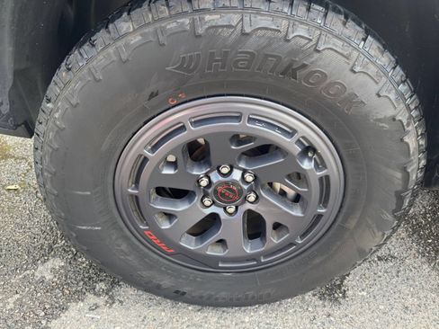 Used 2026 Nissan Frontier PRO-4X AWD/4WD image 30