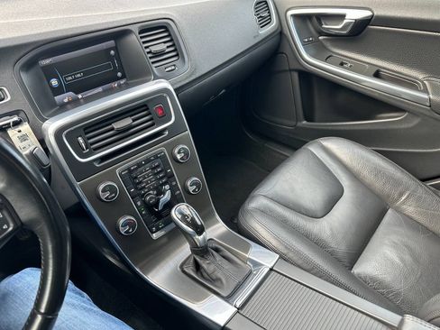 Used 2014 Volvo S60 T5 AWD/4WD image 20