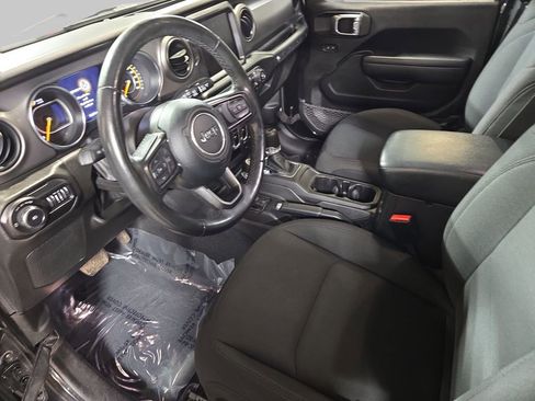 Used 2022 Jeep Wrangler Unlimited Sport AWD/4WD image 19