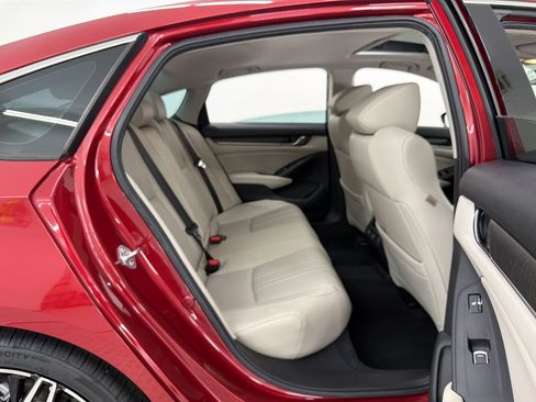 Used 2021 Honda Accord Touring image 35