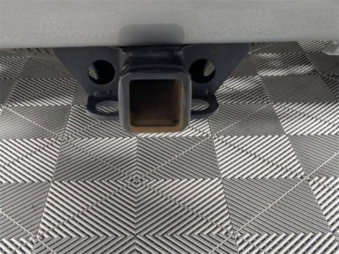 Certified 2023 Chevrolet Silverado 1500 Custom image 27