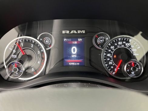 Used 2024 RAM 2500 Big Horn image 24