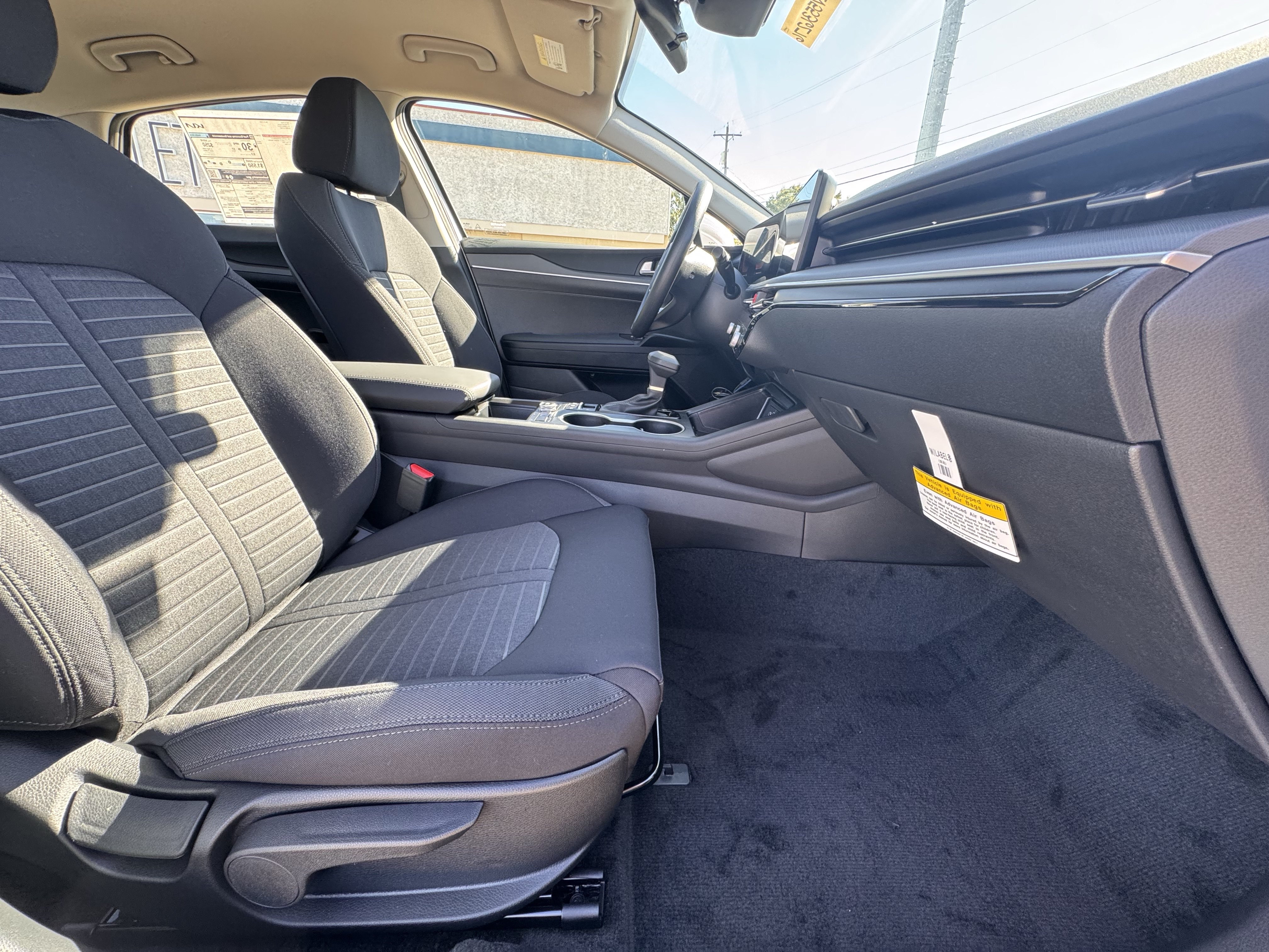 New 2027 Kia K5 LXS FWD image 18