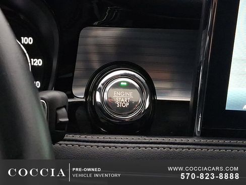 Used 2022 Lincoln Corsair AWD w/ Premium Package image 24