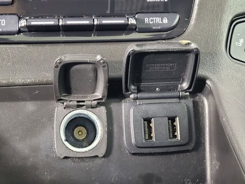 Used 2020 Chevrolet Tahoe LT image 36