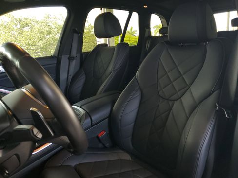 Used 2024 BMW X5 sDrive40i w/ M Sport Package RWD image 19