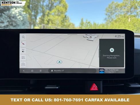 Used 2026 Kia Carnival LX FWD image 25