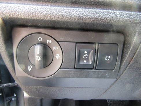 Used 2012 Ford Fusion SEL FWD image 26