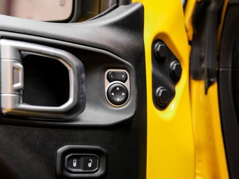 Used 2019 Jeep Wrangler Unlimited Rubicon w/ LED Lighting Group image 74