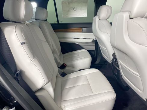 New 2026 Cadillac Vistiq Sport w/ LPO, Floor Liner Package image 28