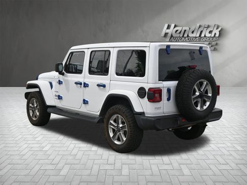 Used 2020 Jeep Wrangler Unlimited Sahara image 11